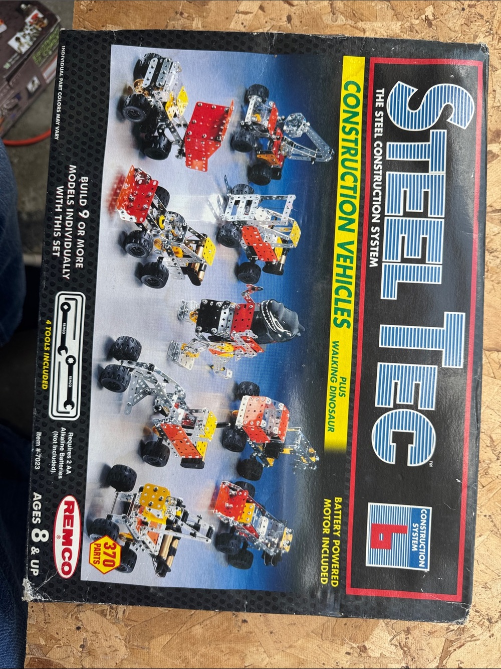 STEEL TEC Construction Vehicles Building Set - Red, Yellow, Silver